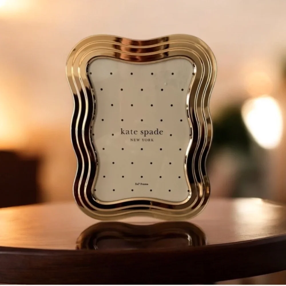 kate spade Wavy Gold Picture Frame 5”x7” photo